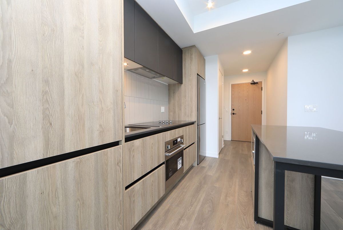 A-1217-7950 Bathurst Street A-1217-7950 Bathurst Street Vaughan