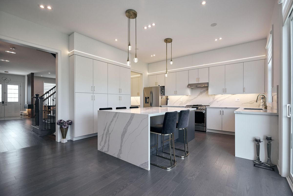 296 Ben Sinclair Avenue 296 Ben Sinclair Avenue East Gwillimbury