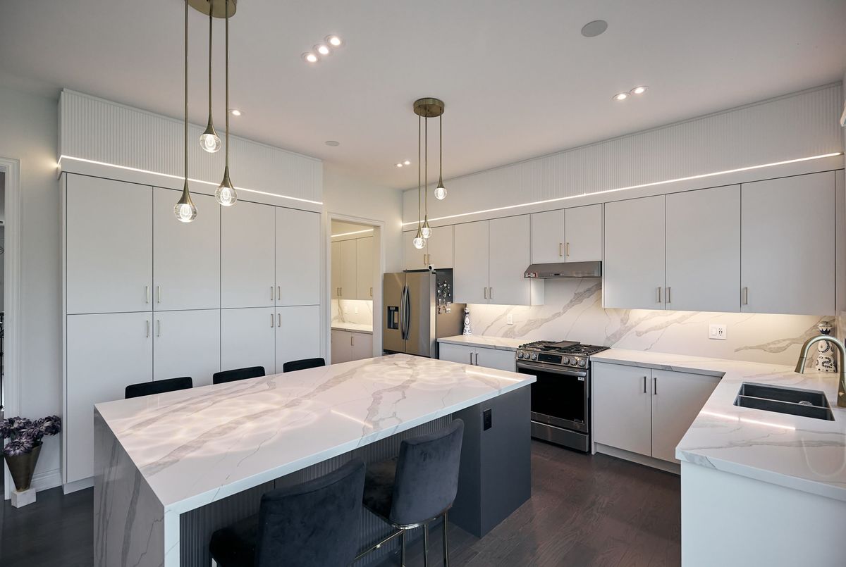 296 Ben Sinclair Avenue 296 Ben Sinclair Avenue East Gwillimbury