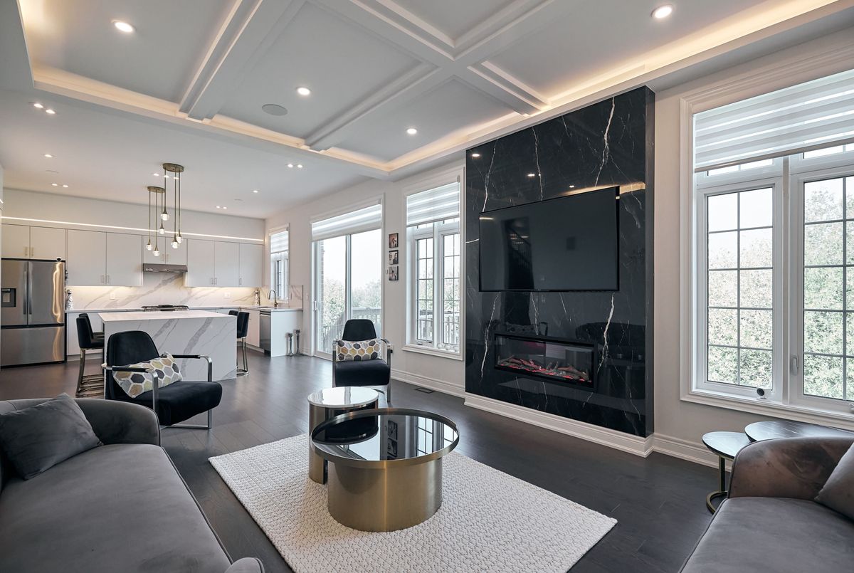 296 Ben Sinclair Avenue 296 Ben Sinclair Avenue East Gwillimbury