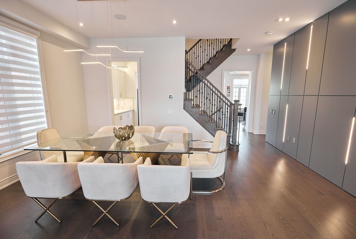 296 Ben Sinclair Avenue 296 Ben Sinclair Avenue East Gwillimbury