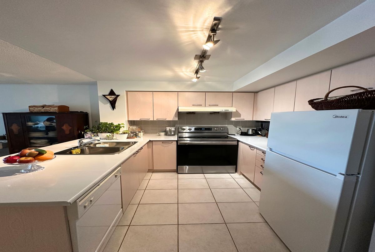 702-62 Suncrest Boulevard 702-62 Suncrest Boulevard Markham