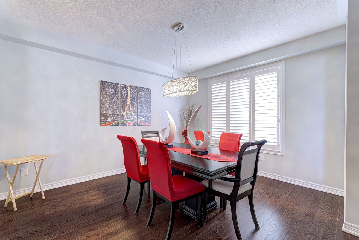 32 Michaelis Street 32 Michaelis Street New Tecumseth