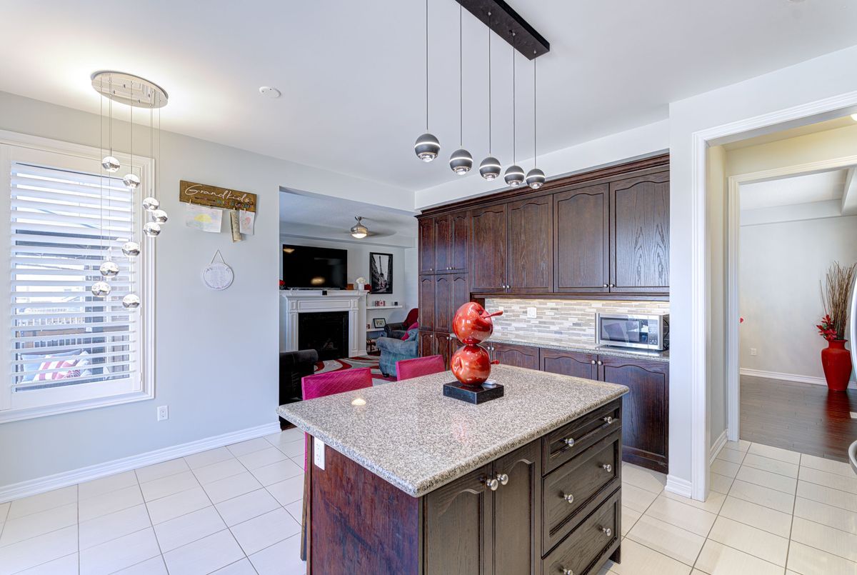 32 Michaelis Street 32 Michaelis Street New Tecumseth