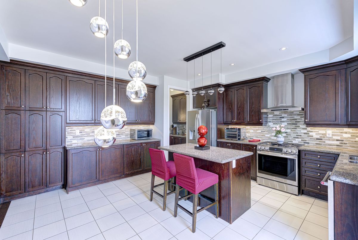32 Michaelis Street 32 Michaelis Street New Tecumseth