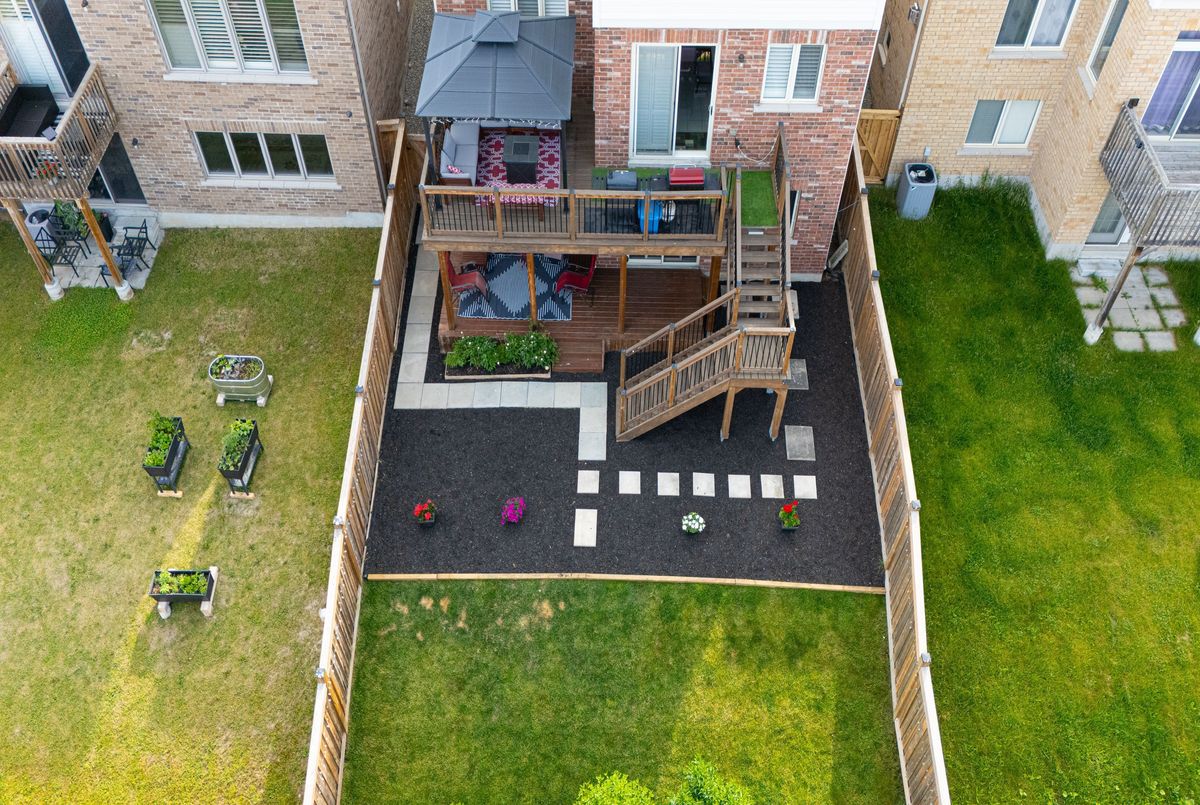 32 Michaelis Street 32 Michaelis Street New Tecumseth