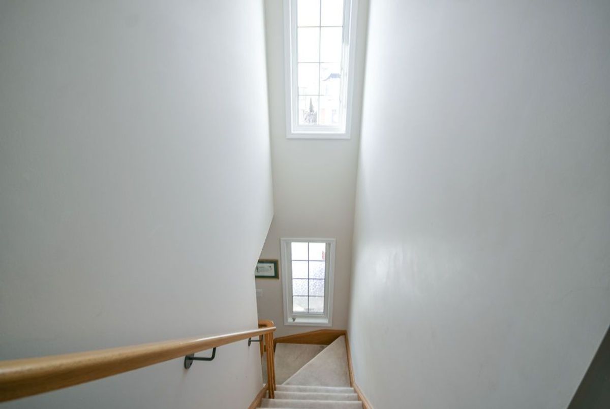 img-gallery