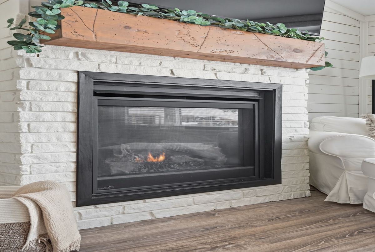 920 Barry Avenue 920 Barry Avenue Innisfil