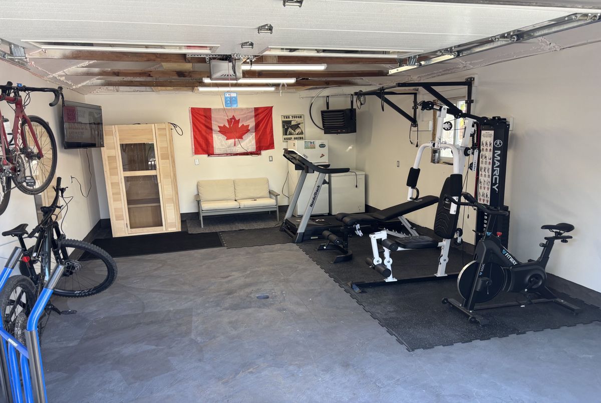 920 Barry Avenue 920 Barry Avenue Innisfil