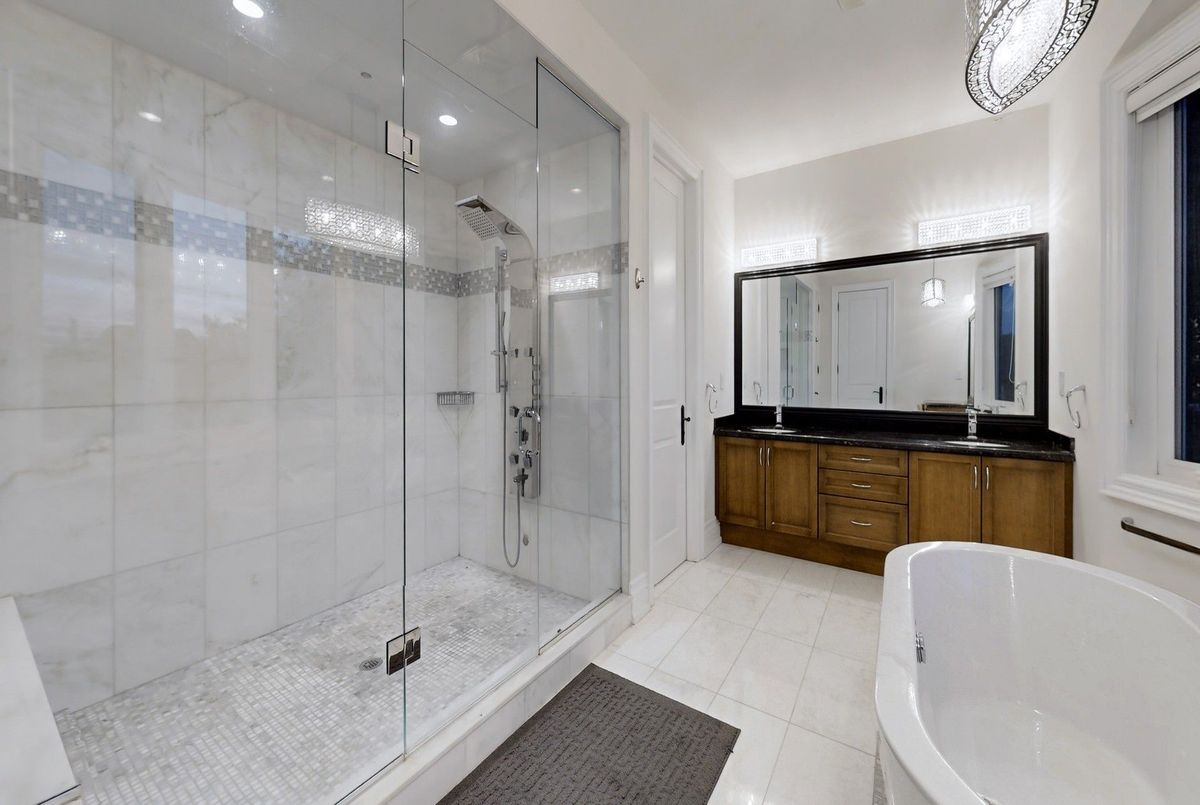 46A Puccini Drive 46A Puccini Drive Richmond Hill