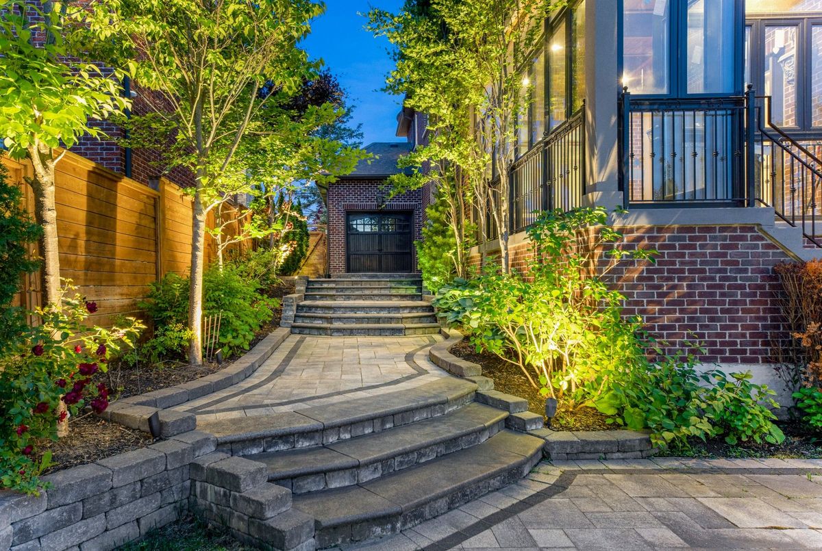 46A Puccini Drive 46A Puccini Drive Richmond Hill