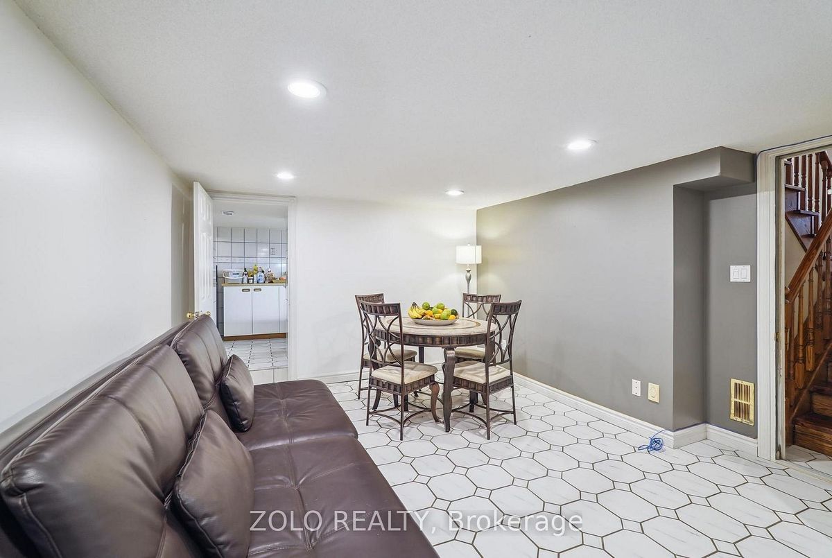95 Pemberton Road 95 Pemberton Road Richmond Hill