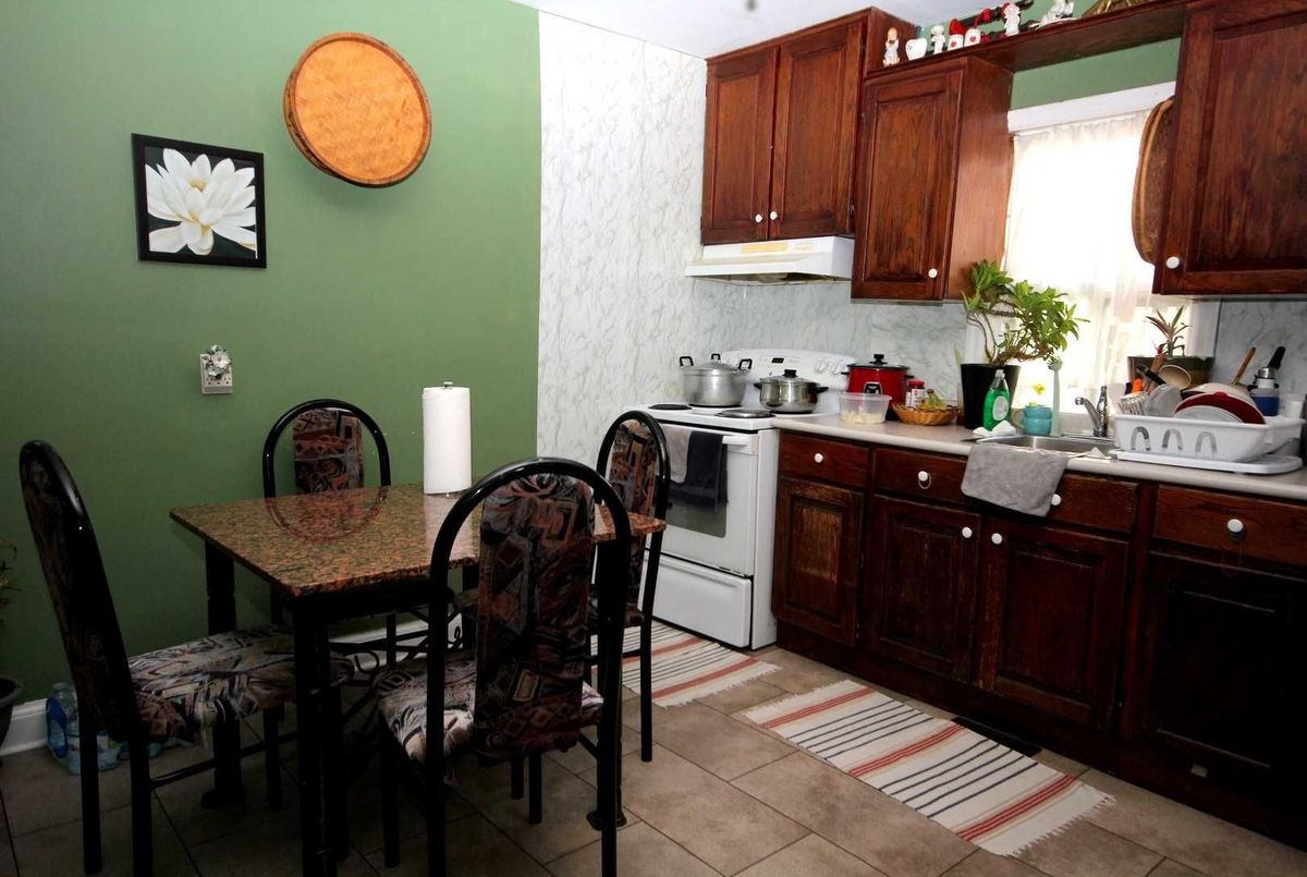 img-gallery