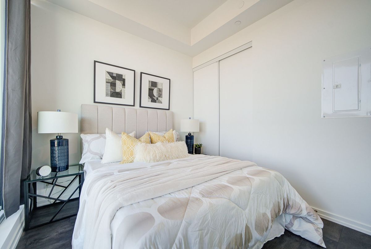 1712-1000 Portage Parkway 1712-1000 Portage Parkway Vaughan