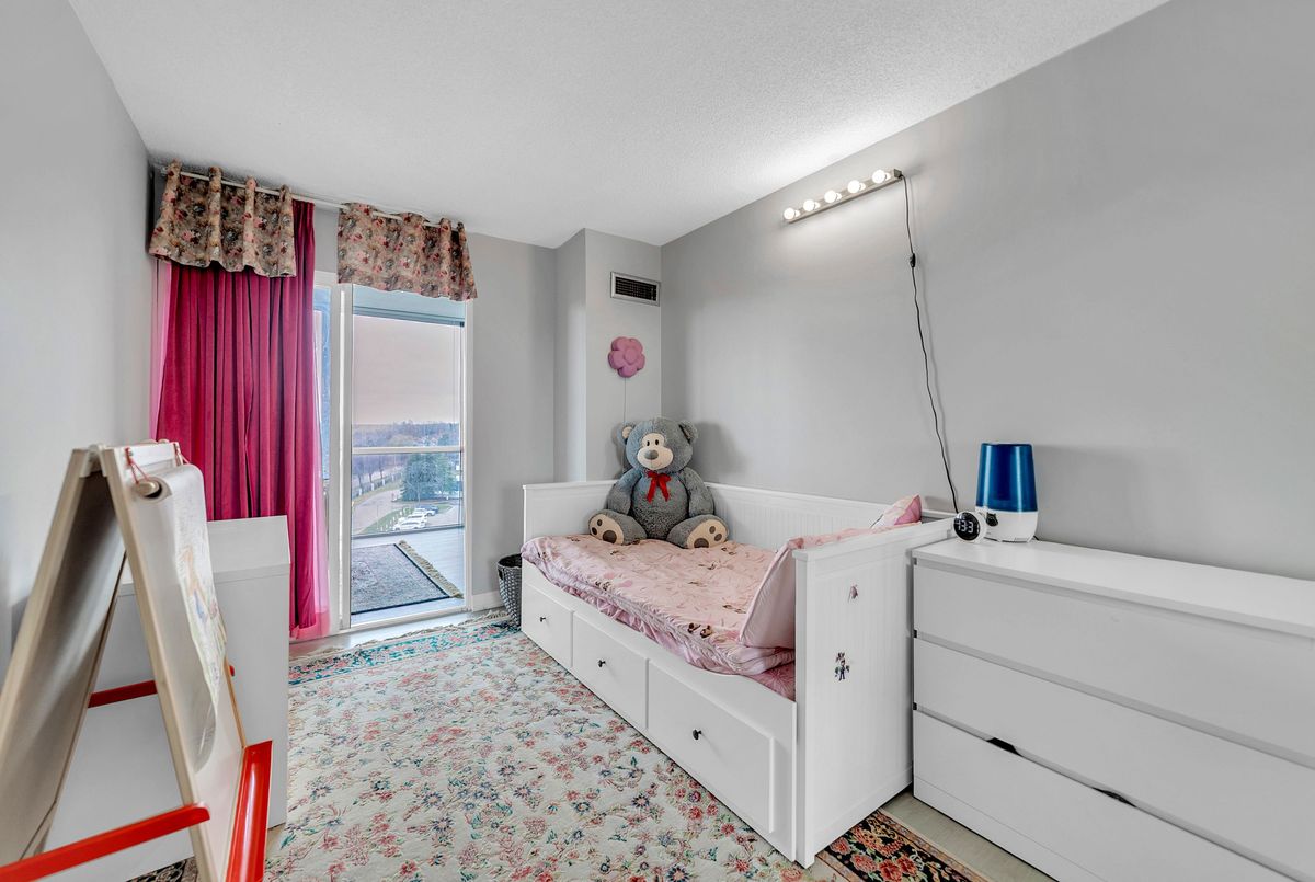 806-30 Harding Boulevard W 806-30 Harding Boulevard W Richmond Hill