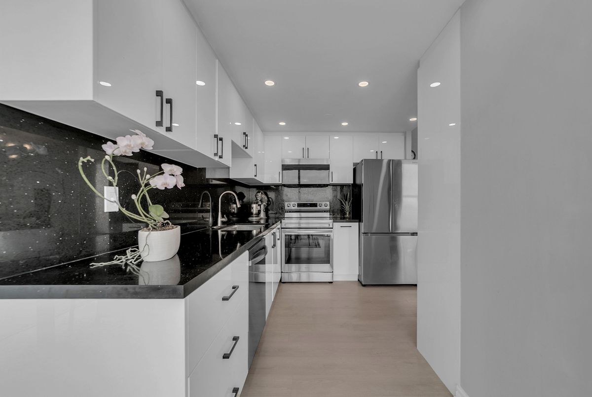 806-30 Harding Boulevard W 806-30 Harding Boulevard W Richmond Hill