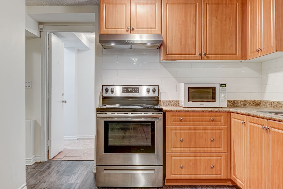 Bsmt-29 Madsen Crescent Bsmt-29 Madsen Crescent Markham