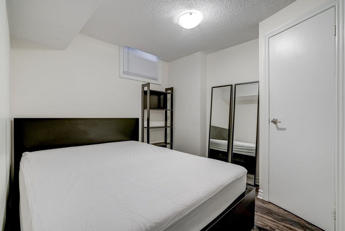 Bsmt-29 Madsen Crescent Bsmt-29 Madsen Crescent Markham