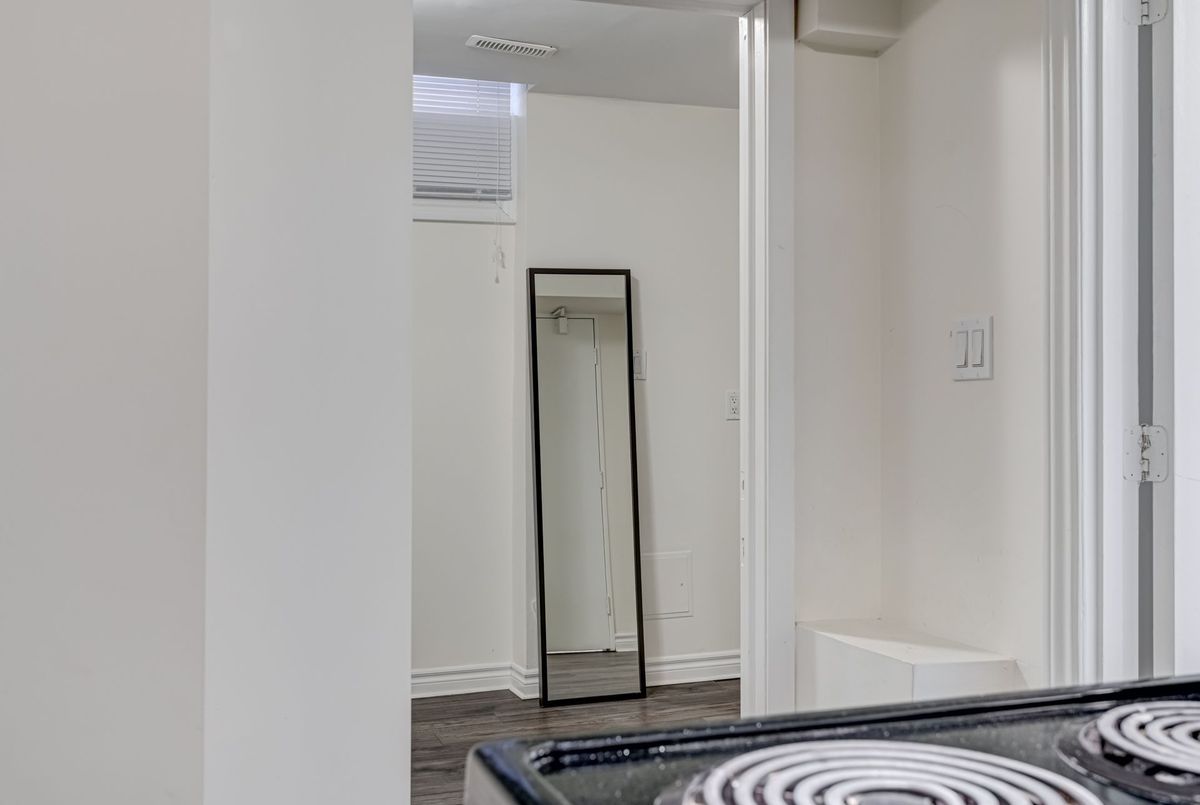 Bsmt-29 Madsen Crescent Bsmt-29 Madsen Crescent Markham