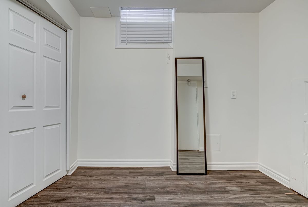 Bsmt-29 Madsen Crescent Bsmt-29 Madsen Crescent Markham