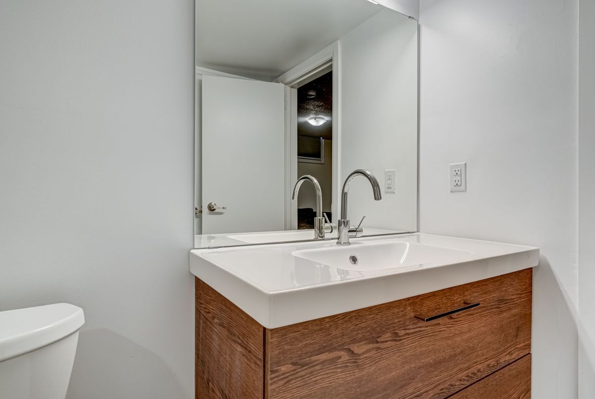 Bsmt-29 Madsen Crescent Bsmt-29 Madsen Crescent Markham