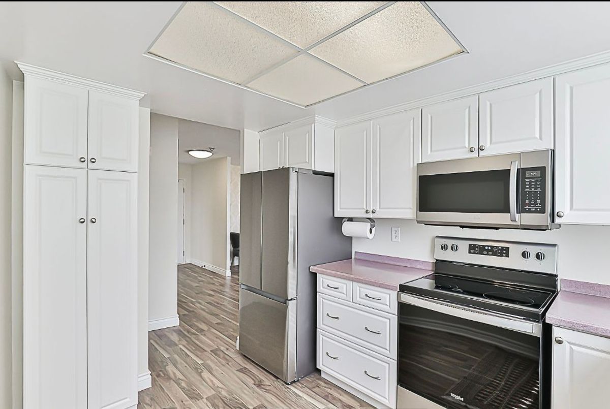 1112-270 Davis Drive 1112-270 Davis Drive Newmarket