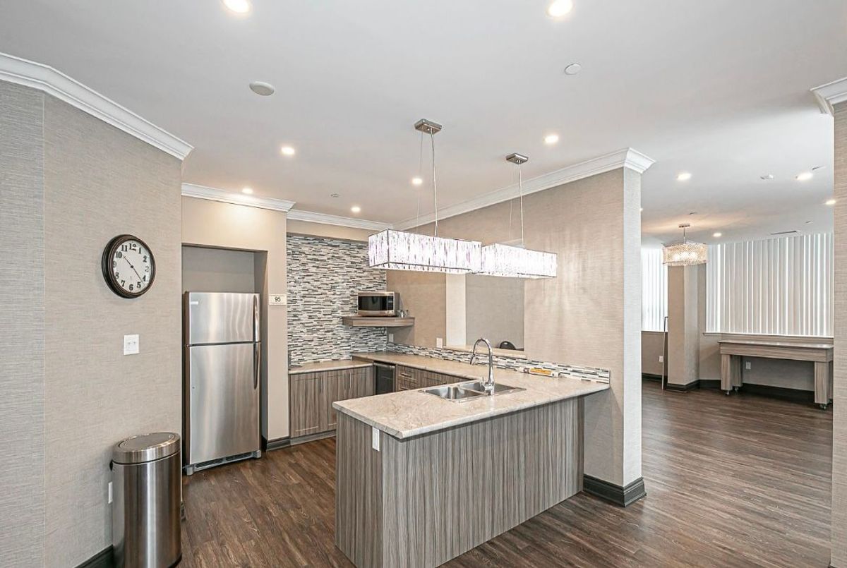 1112-270 Davis Drive 1112-270 Davis Drive Newmarket