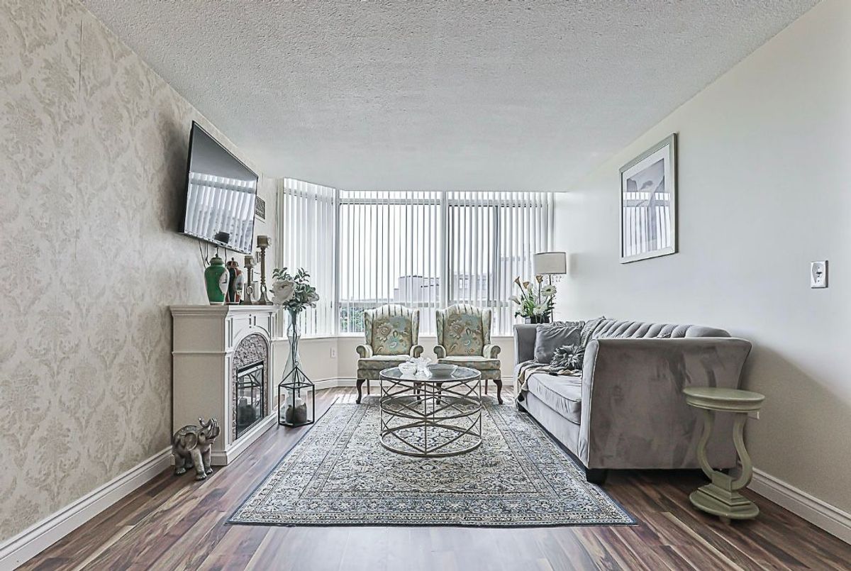 1112-270 Davis Drive 1112-270 Davis Drive Newmarket