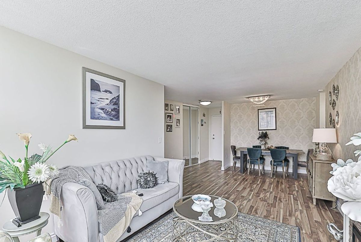 1112-270 Davis Drive 1112-270 Davis Drive Newmarket