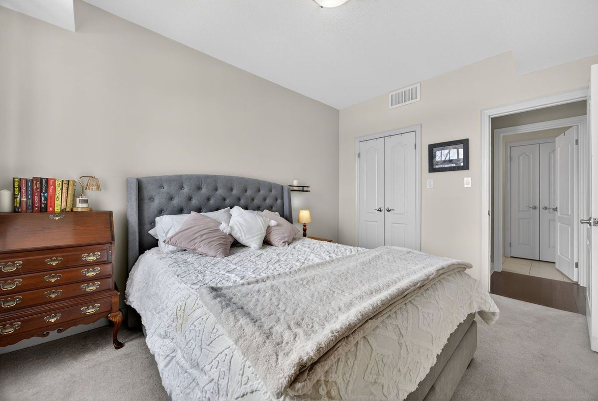 207-2 Briar Hill Heights 207-2 Briar Hill Heights New Tecumseth