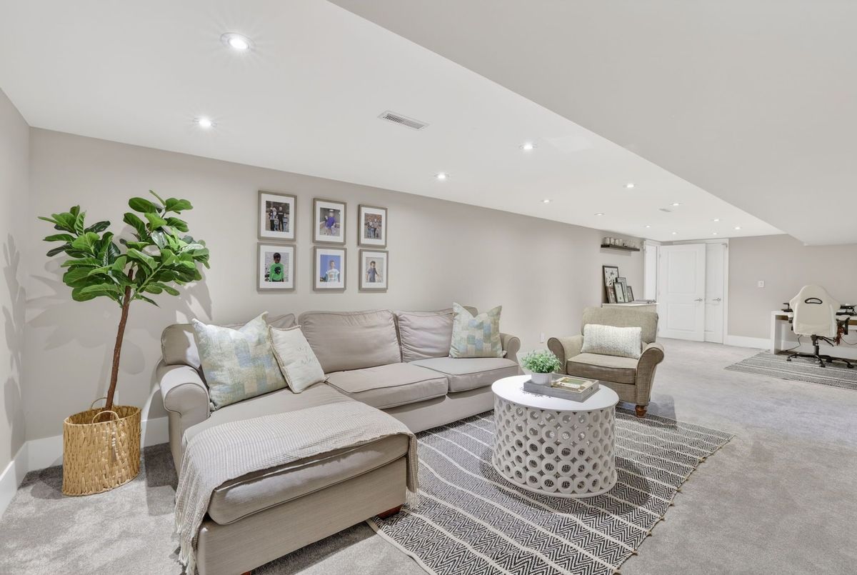 1587 Mount Albert Road 1587 Mount Albert Road East Gwillimbury