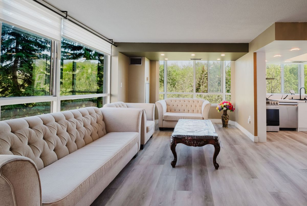 209-270 Davis Drive 209-270 Davis Drive Newmarket