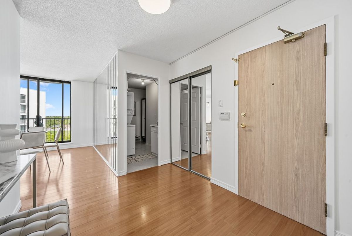 904-40 Harding Boulevard W 904-40 Harding Boulevard W Richmond Hill