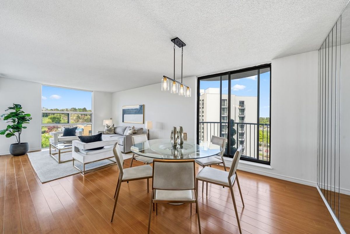 904-40 Harding Boulevard W 904-40 Harding Boulevard W Richmond Hill