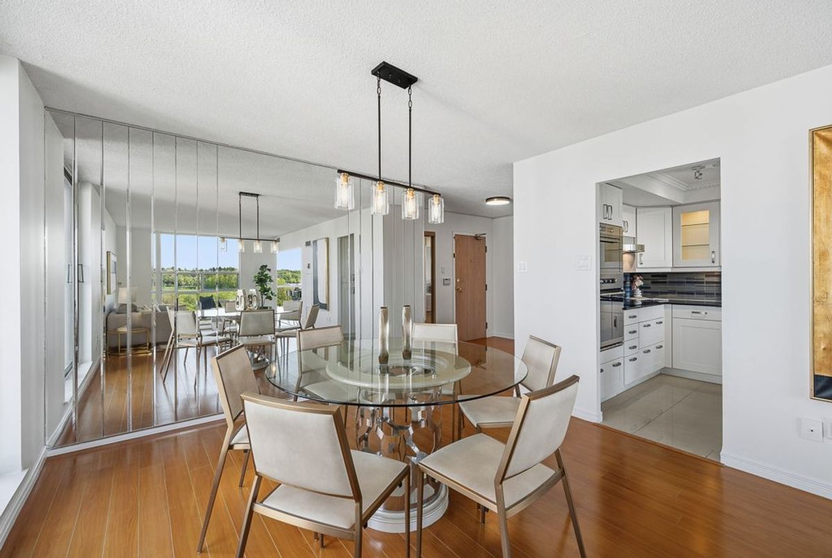 904-40 Harding Boulevard W 904-40 Harding Boulevard W Richmond Hill