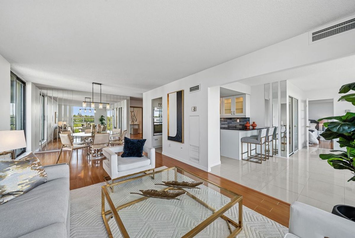 904-40 Harding Boulevard W 904-40 Harding Boulevard W Richmond Hill
