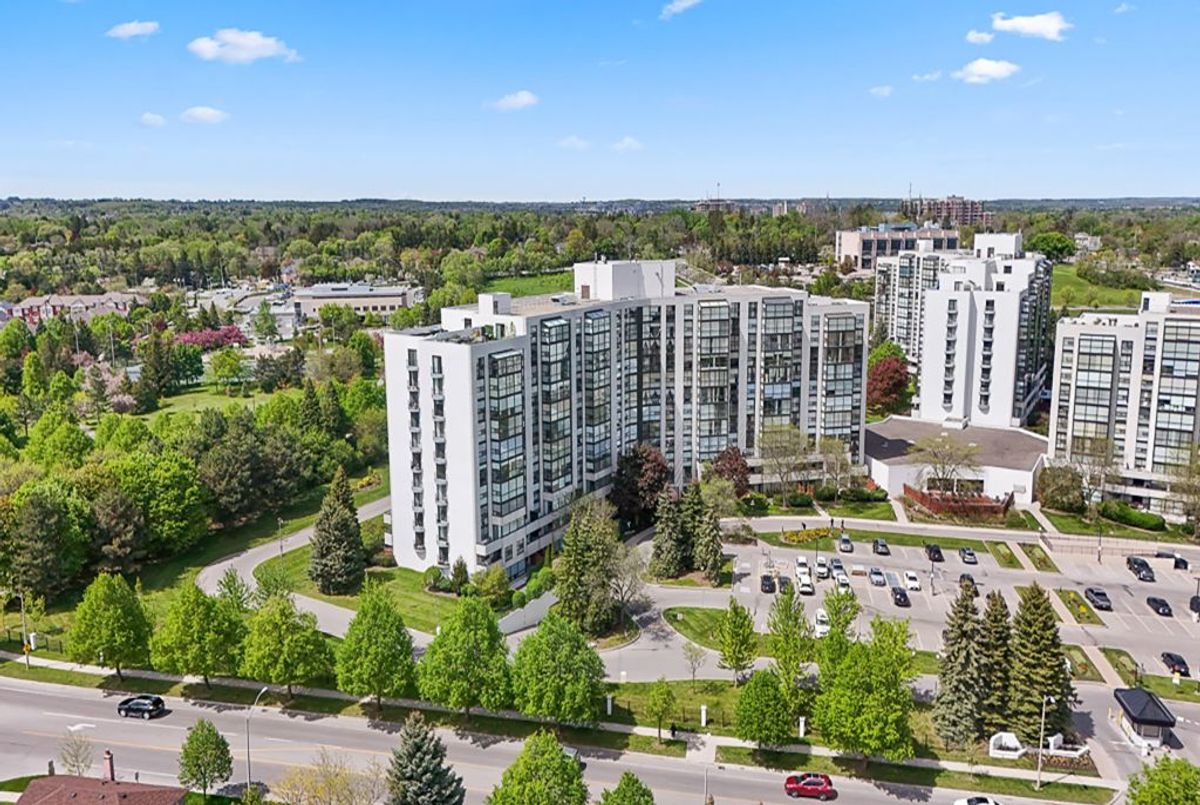 904-40 Harding Boulevard W 904-40 Harding Boulevard W Richmond Hill