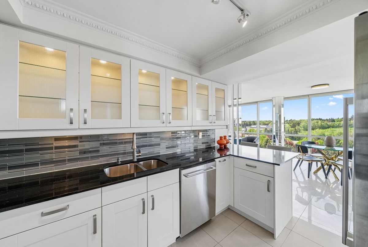 904-40 Harding Boulevard W 904-40 Harding Boulevard W Richmond Hill