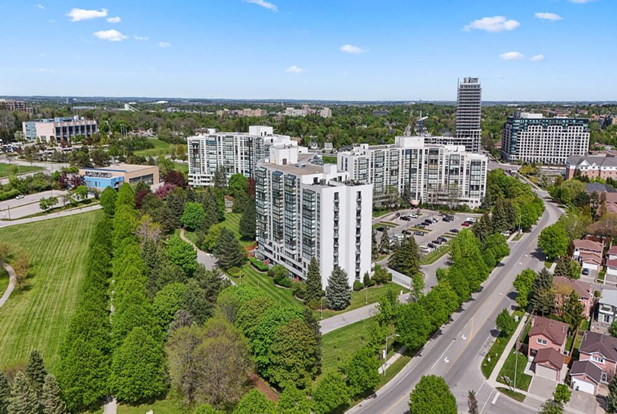 904-40 Harding Boulevard W 904-40 Harding Boulevard W Richmond Hill