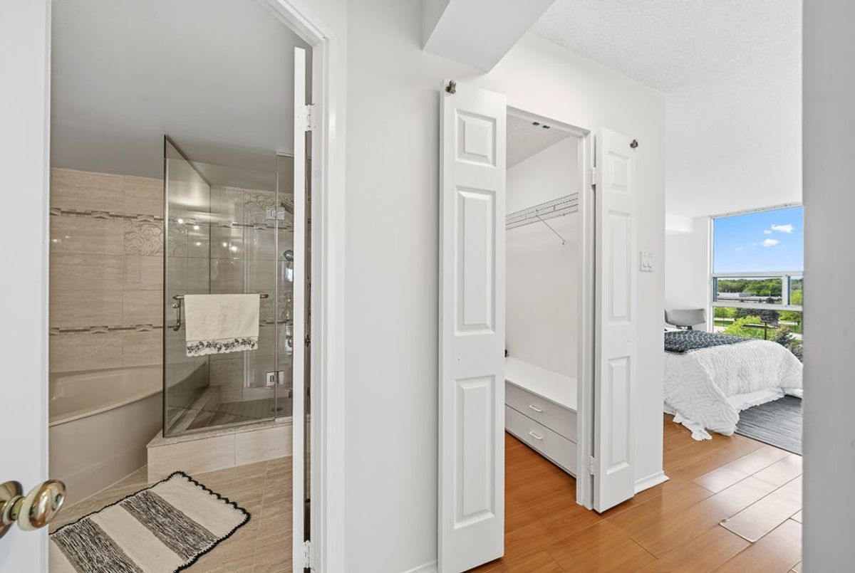 904-40 Harding Boulevard W 904-40 Harding Boulevard W Richmond Hill
