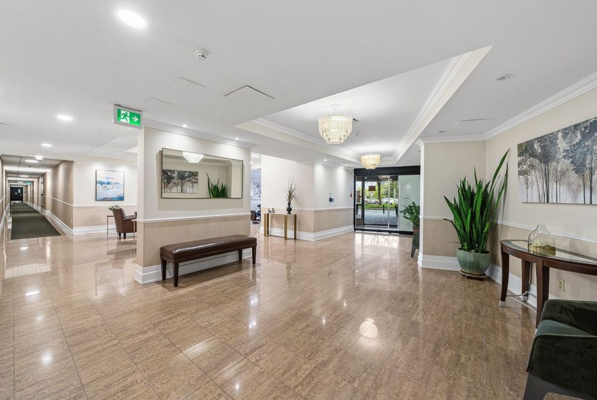 904-40 Harding Boulevard W 904-40 Harding Boulevard W Richmond Hill
