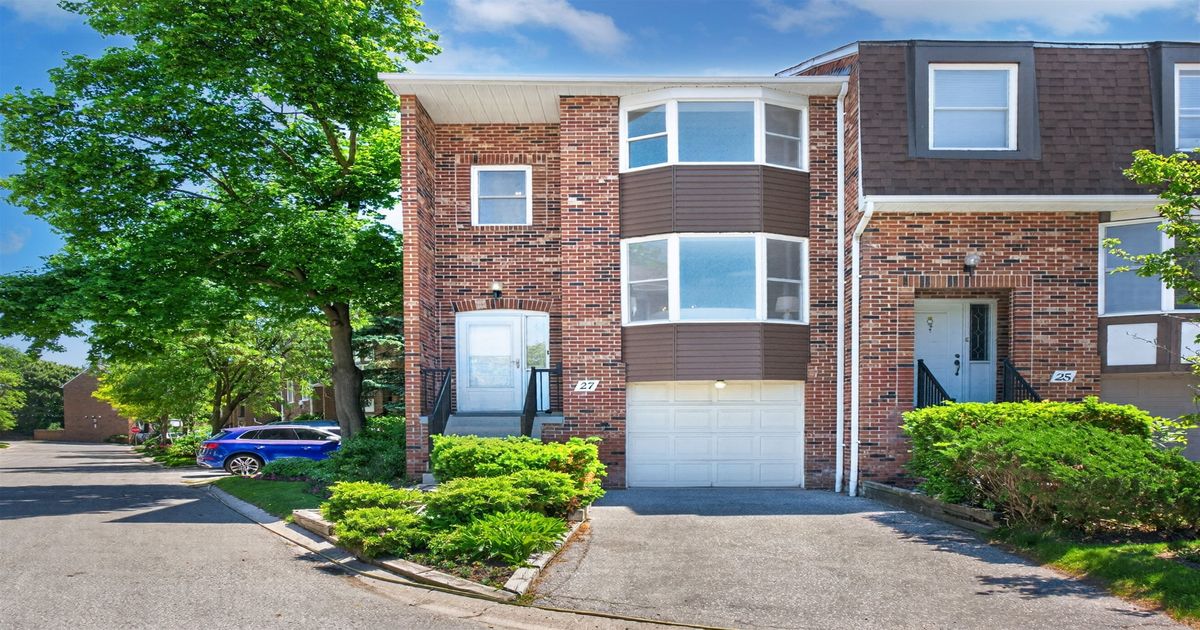 13-27 Hyde Park Court Markham
