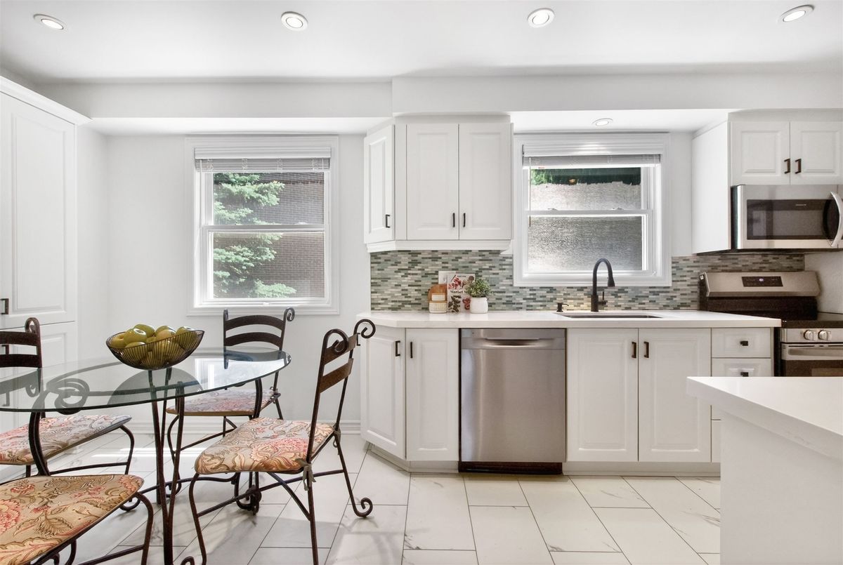 13-27 Hyde Park Court 13-27 Hyde Park Court Markham