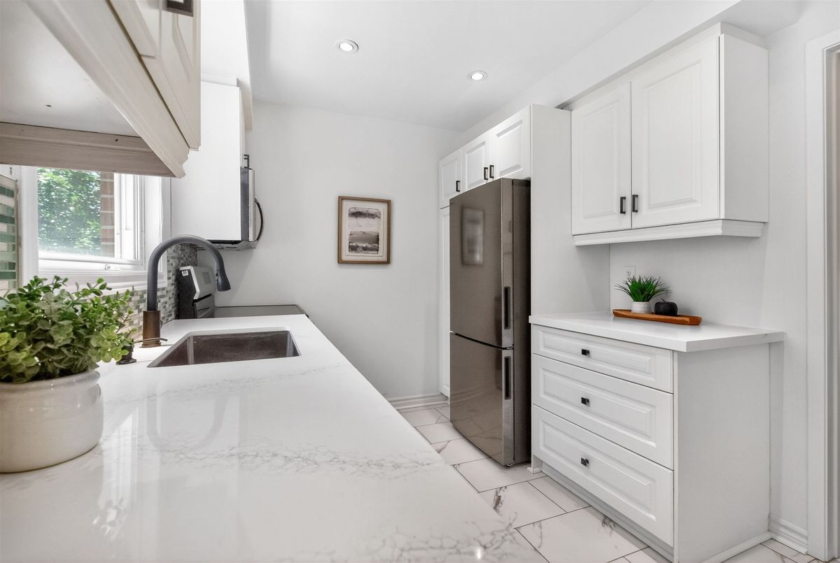 13-27 Hyde Park Court 13-27 Hyde Park Court Markham