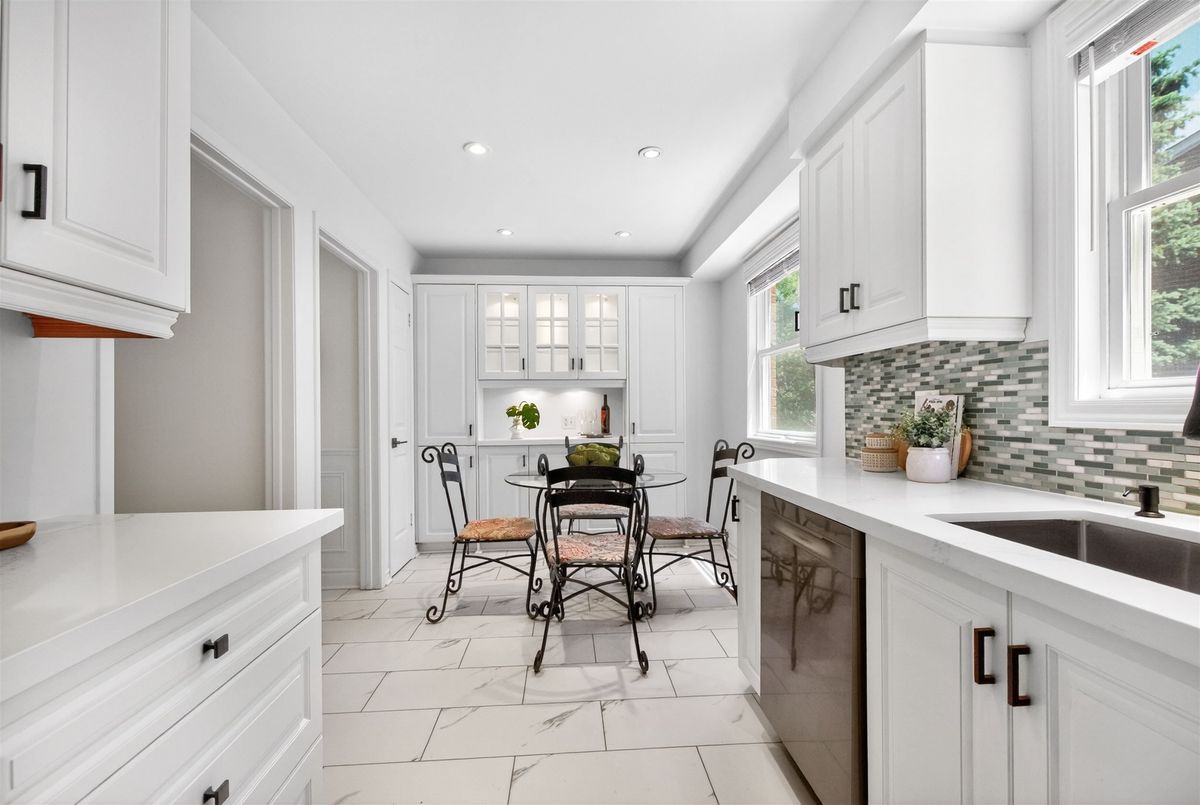 13-27 Hyde Park Court 13-27 Hyde Park Court Markham