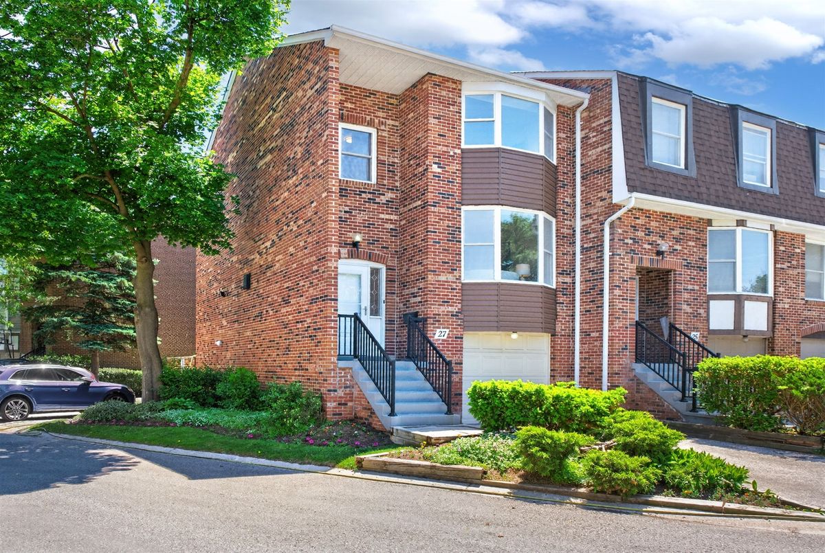13-27 Hyde Park Court 13-27 Hyde Park Court Markham