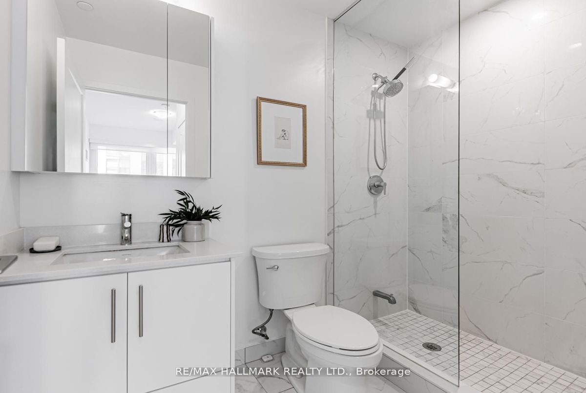 404-105 Oneida Crescent 404-105 Oneida Crescent Richmond Hill