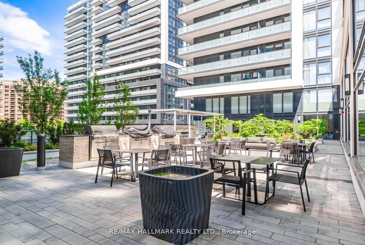 404-105 Oneida Crescent 404-105 Oneida Crescent Richmond Hill