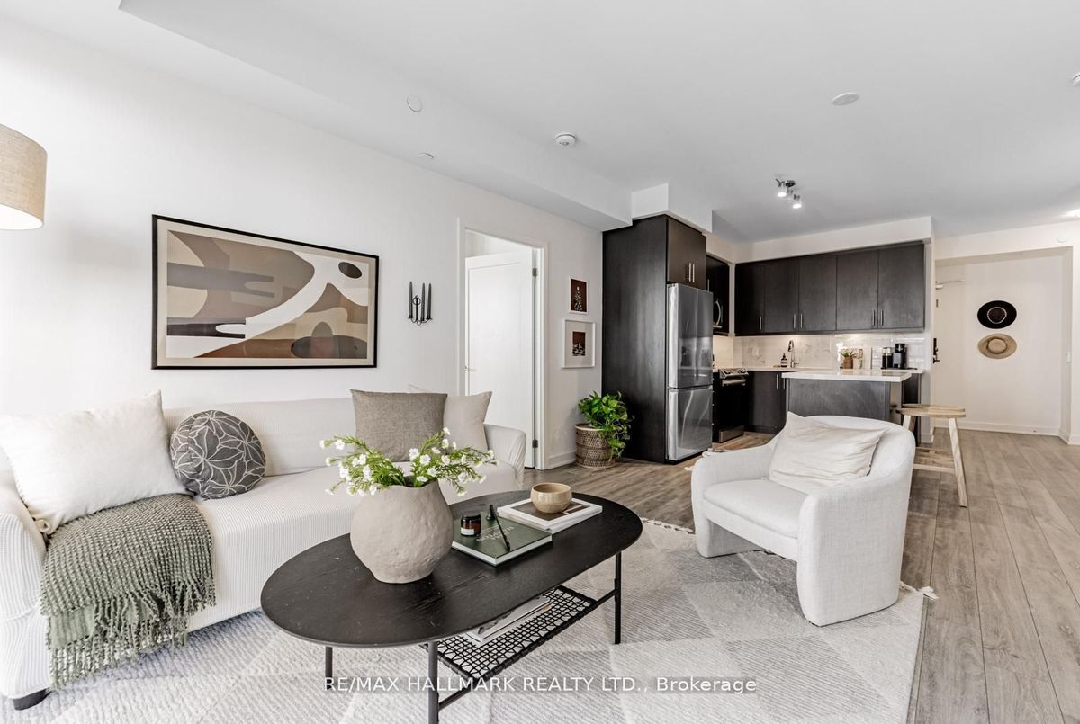 404-105 Oneida Crescent 404-105 Oneida Crescent Richmond Hill