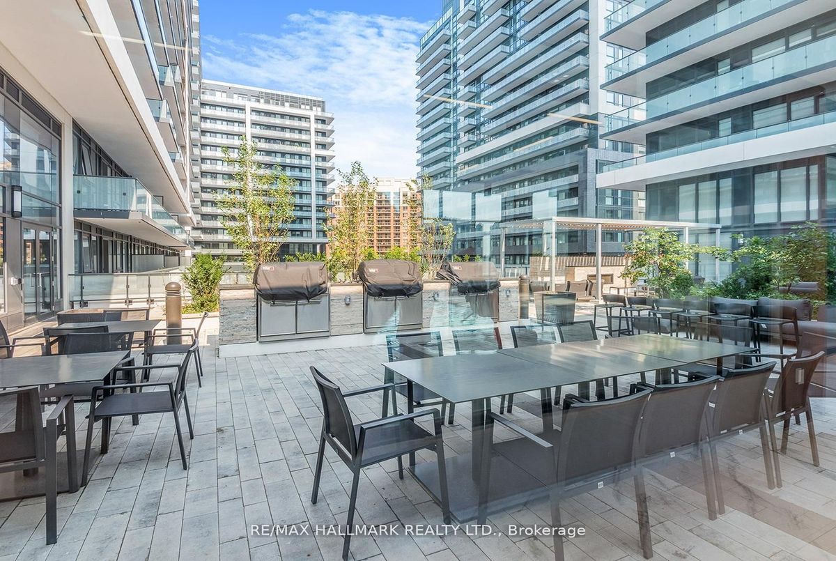 404-105 Oneida Crescent 404-105 Oneida Crescent Richmond Hill